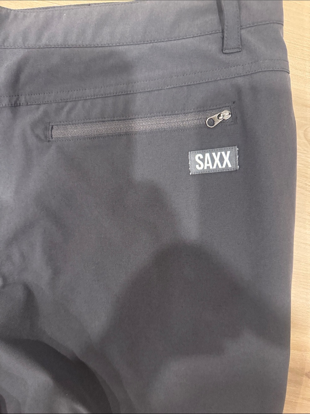 Saxx Men's sz38 Grey Go To Town 2 in 1 with ballpark pouch 9in Flat-Front Shorts - Picture 9 of 9